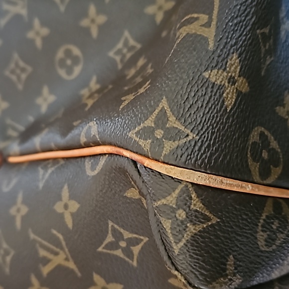 Louis Vuitton Totally MM Tote Monogram Canvas - Picture 13 of 14